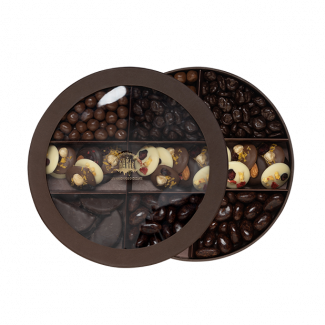 A chocolate set “A Palette of Tastes”