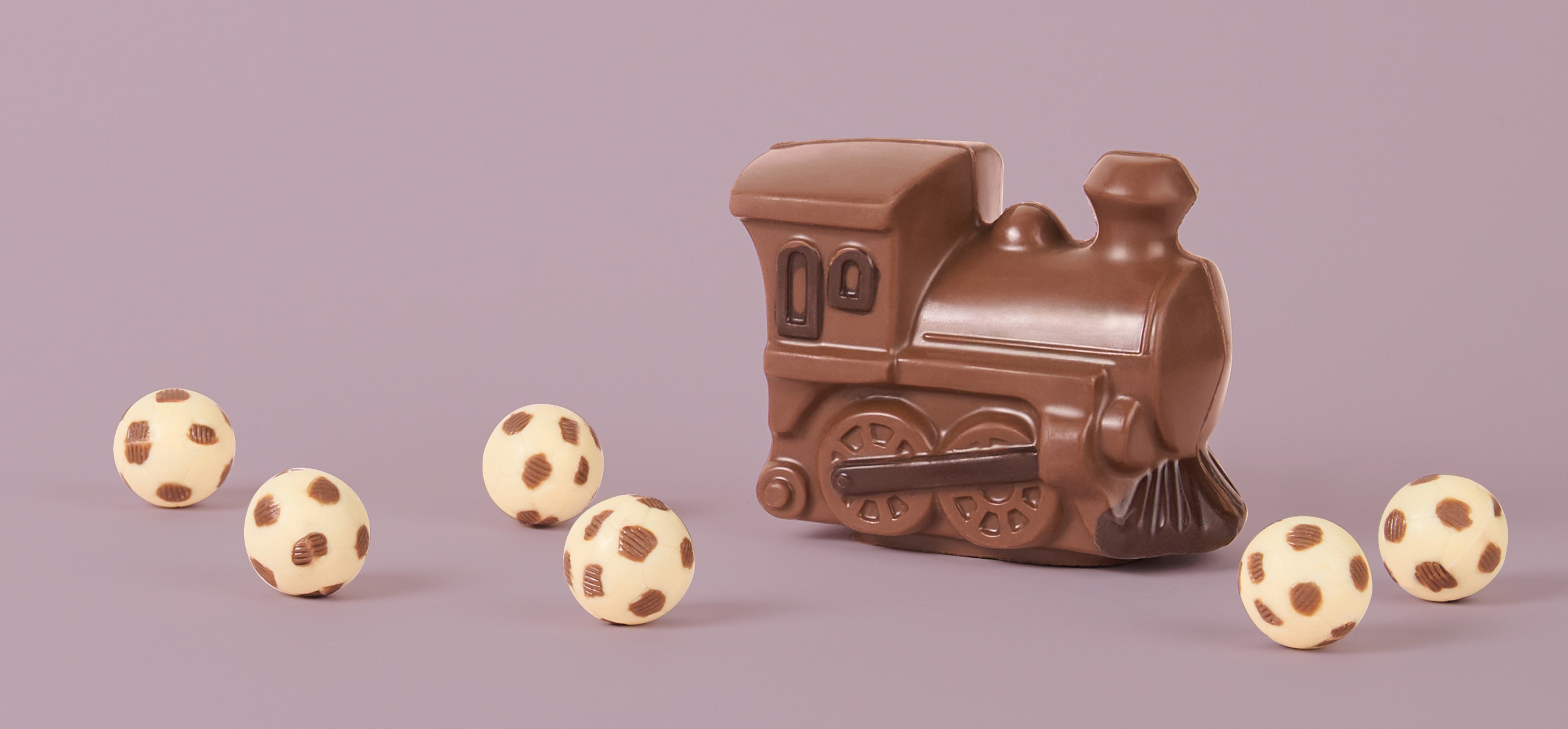 Фігурка «Зайчик на паличці» з білого шоколаду. Купуй в ЛМШ – LVIV