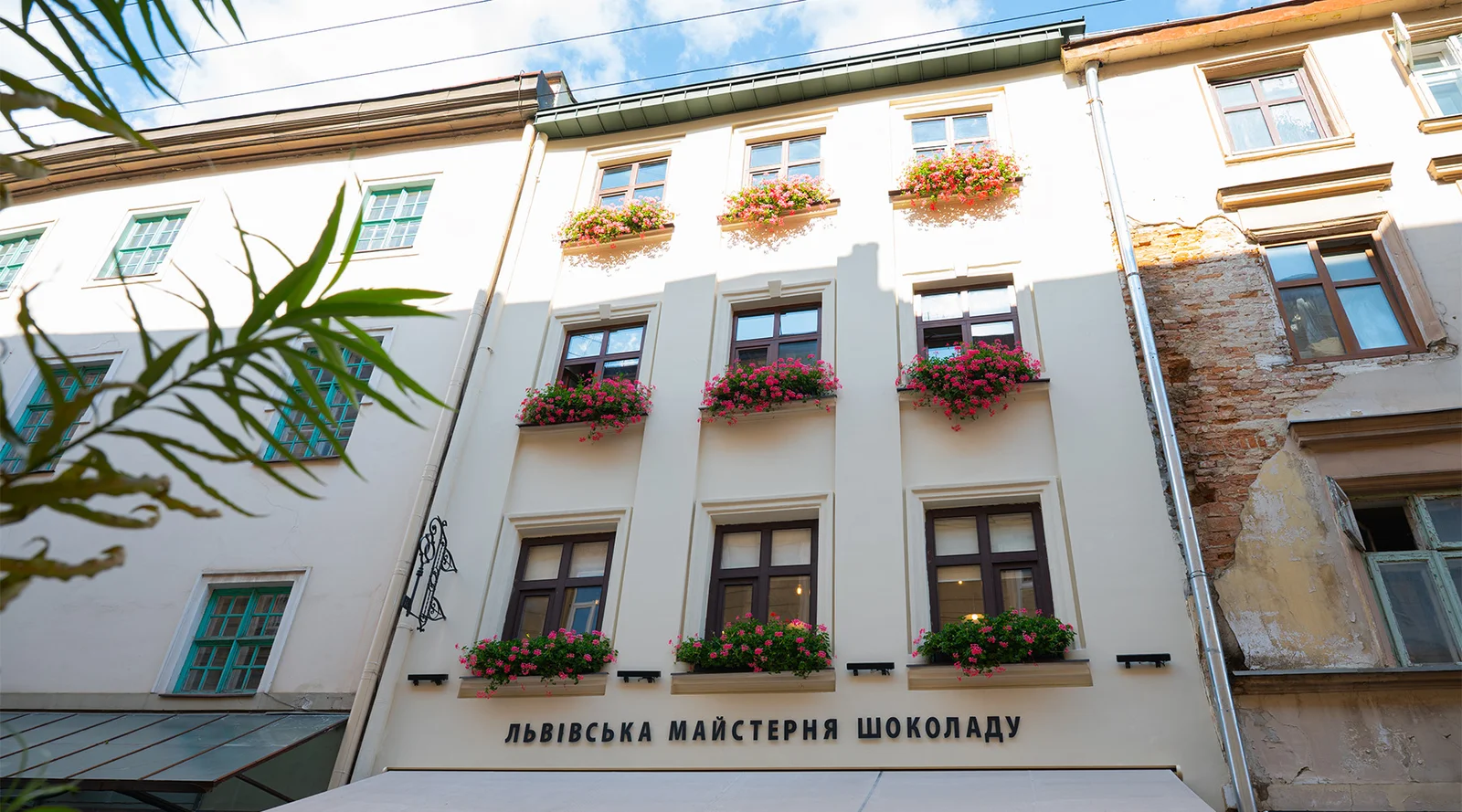 Кам’яниця на Сербській, 3: історія першої Майстерні